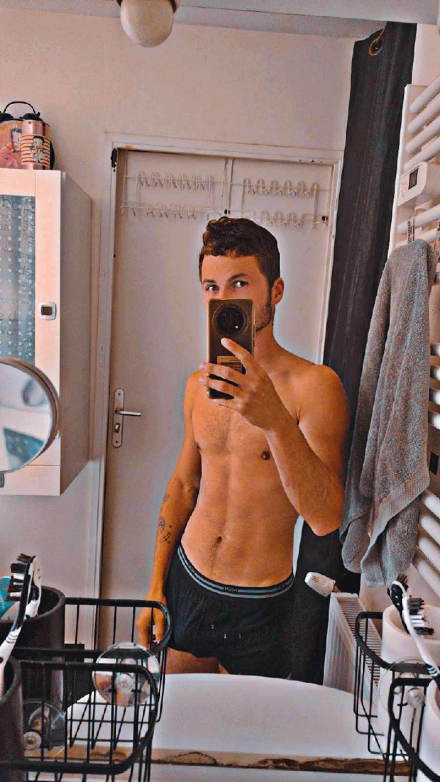 Avner, 22 ans, Igny